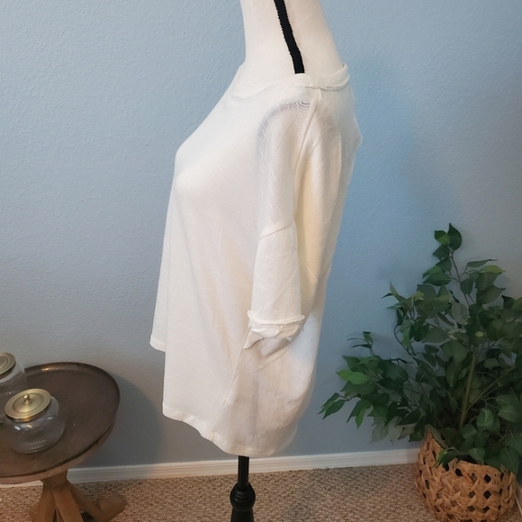 BKE short sleeved tee shirt open back slub knit, size small - Picture 6 of 12